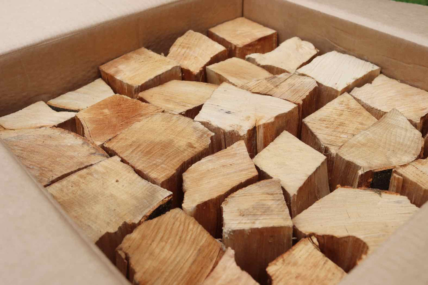 25cm British Kiln Dried Firewood in Box