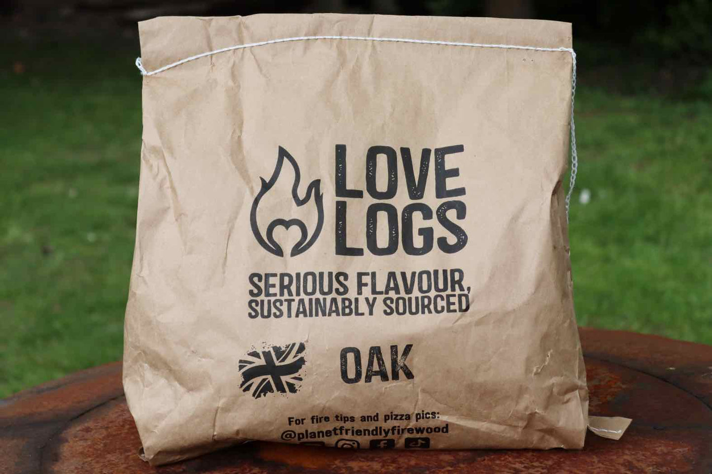 Love Logs Oak Smoking Wood Chunks Bag
