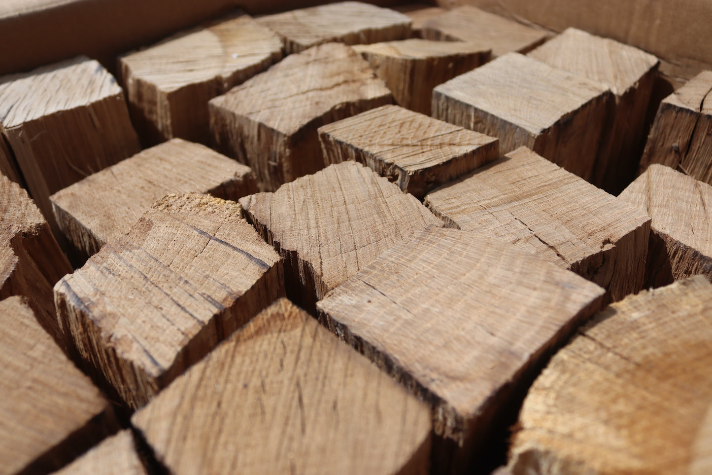 Box of Kiln Dried British Oak Logs